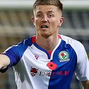 Scott Wharton: Bek Tangguh Blackburn Rovers yang Jadi Andalan Championship